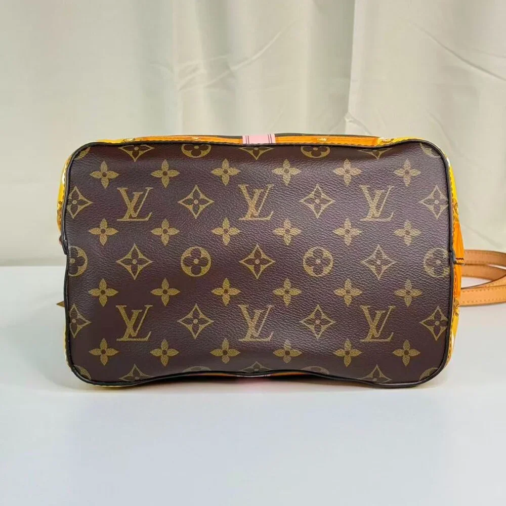 Louis Vuitton Monogram Canvas Limited Edition Neonoe Bucket Bag with Pink Trim - Picture 4 of 8